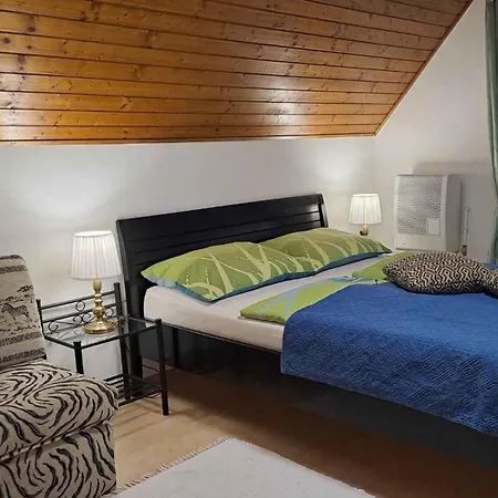 In - Balaton 43602 Apartman